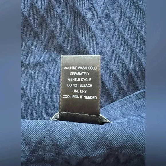 Soho Apparel Navy Blue Pencil Skirt with Back Vent Size M - Picture 8 of 8